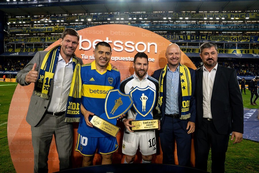 Estreno logo de Betsson en camiseta de Boca